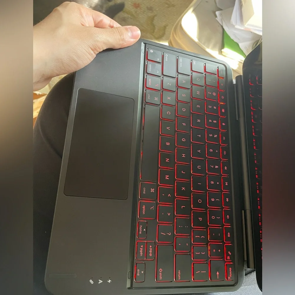 Studio Black Wireless Keyboard Case with Trackpad